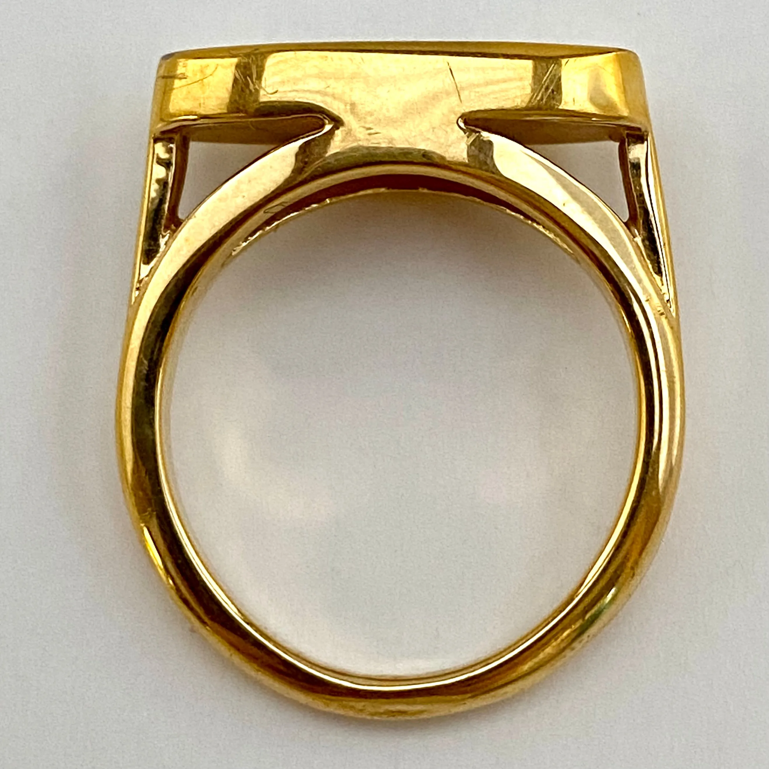 1978 Avon Mother-of-Pearl Ring