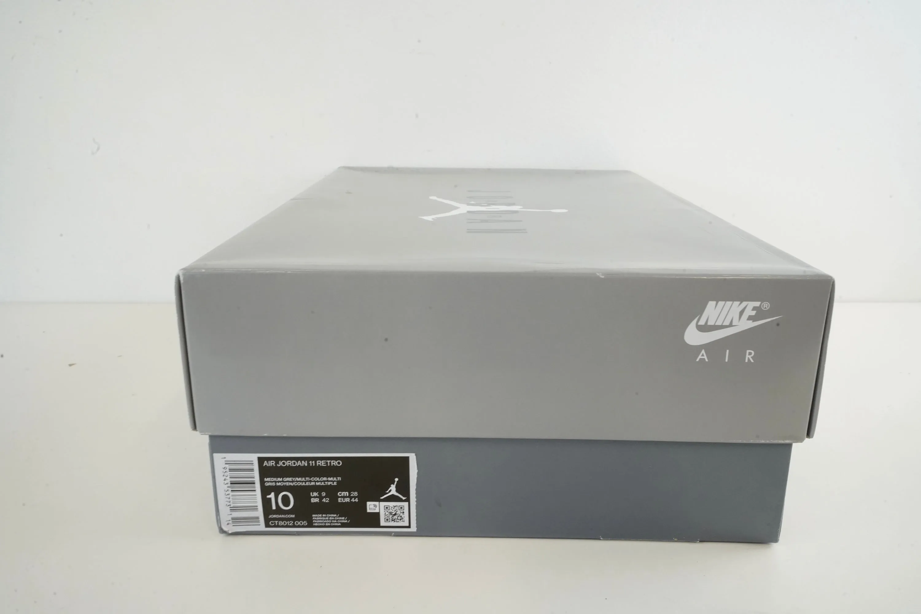Air Jordan 11 Retro Cool Grey