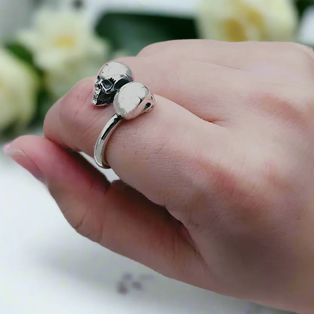 Double Skull Retro Punk Ring