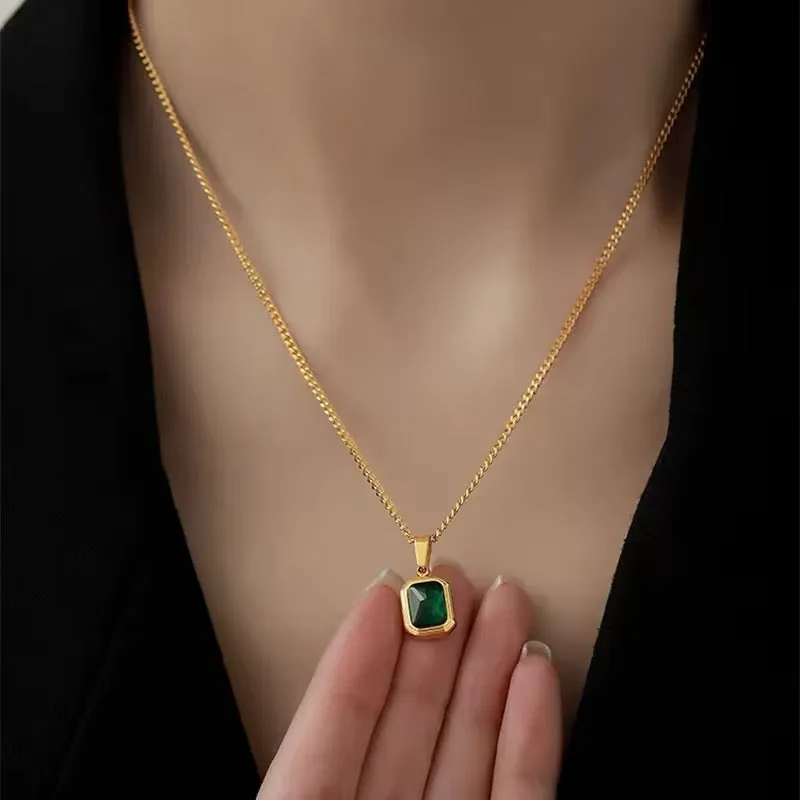 Elegant Retro Square Green Zircon Pendant Necklace