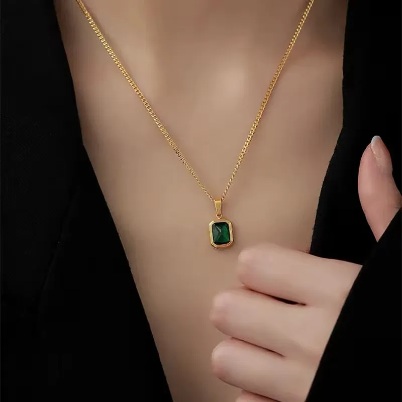 Elegant Retro Square Green Zircon Pendant Necklace