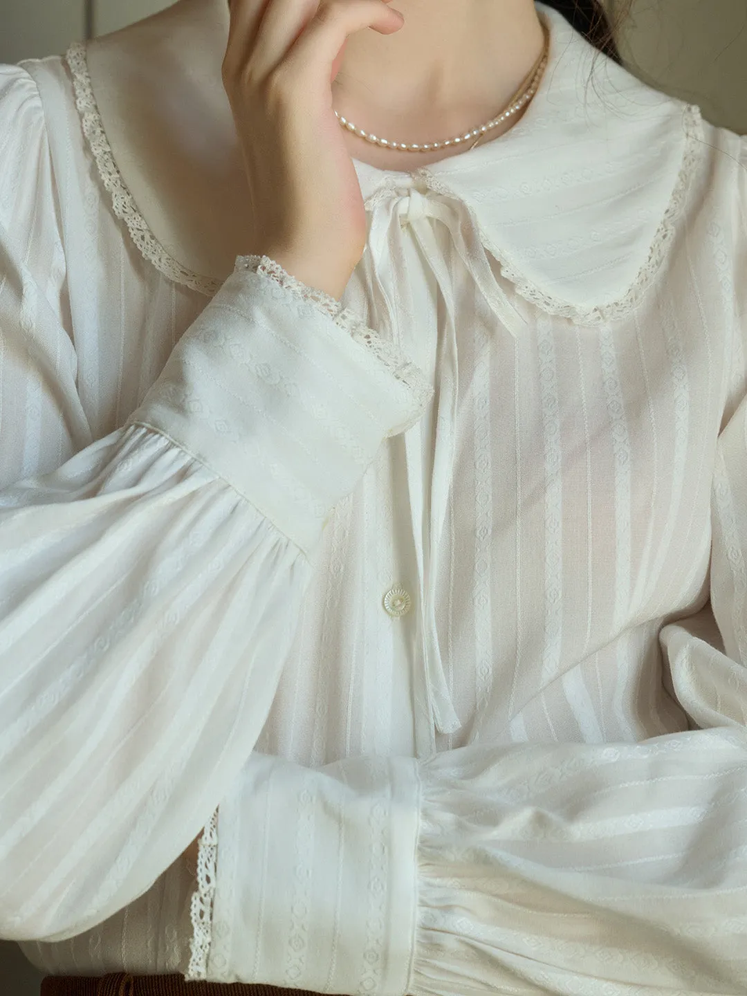 【Final Sale】Addilyn Romantic Doll Collar Lace Stitching Tie Eedwardian Style Blouse - Pink