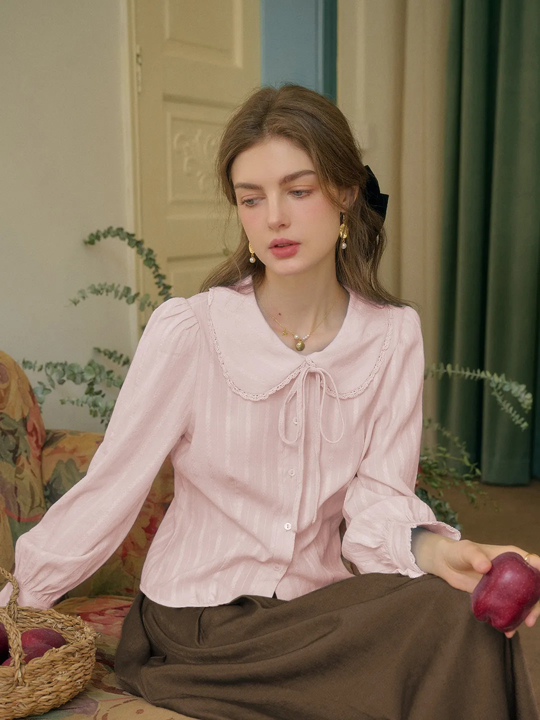 【Final Sale】Addilyn Romantic Doll Collar Lace Stitching Tie Eedwardian Style Blouse - Pink