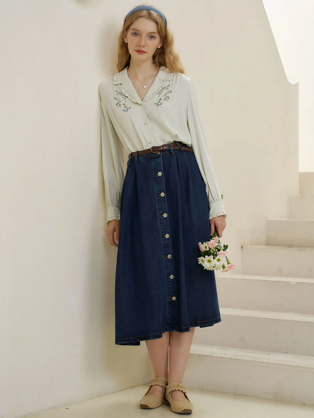 【Final Sale】Convallaria Floral Embroidered Light Green Puff Top