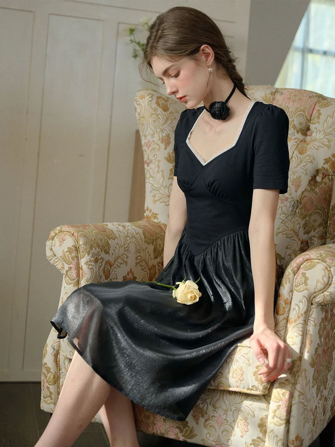 【Final Sale】Viviana Color Block Lace & Rhinestone-Studded Collar Dress (No Rose Choker)