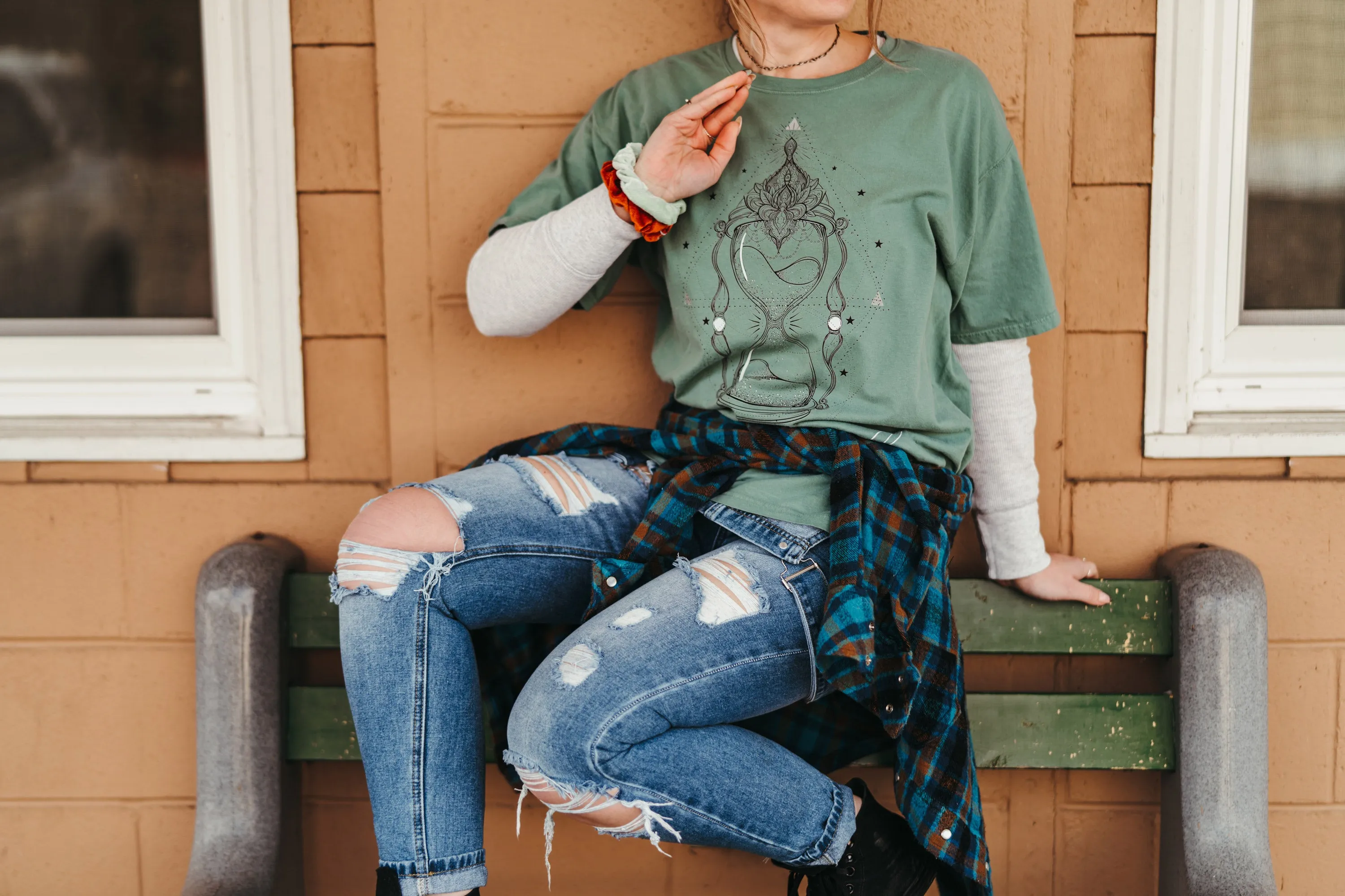 Give Yourself Time Hour Glass Tee - Unisex
