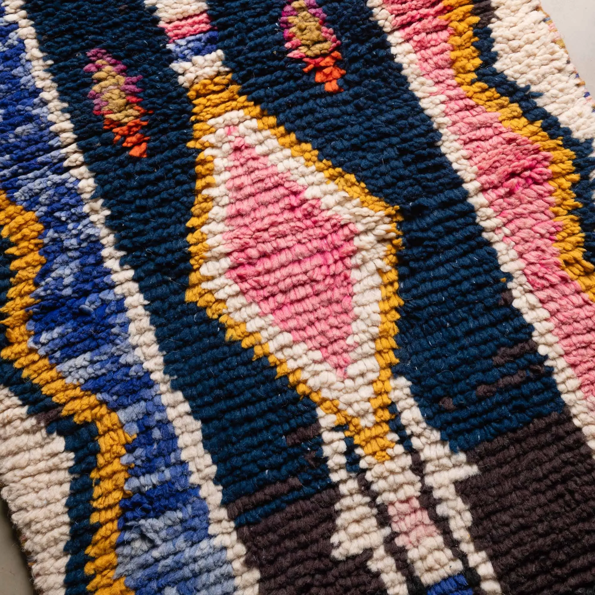 Hadi - vintage boujad rug