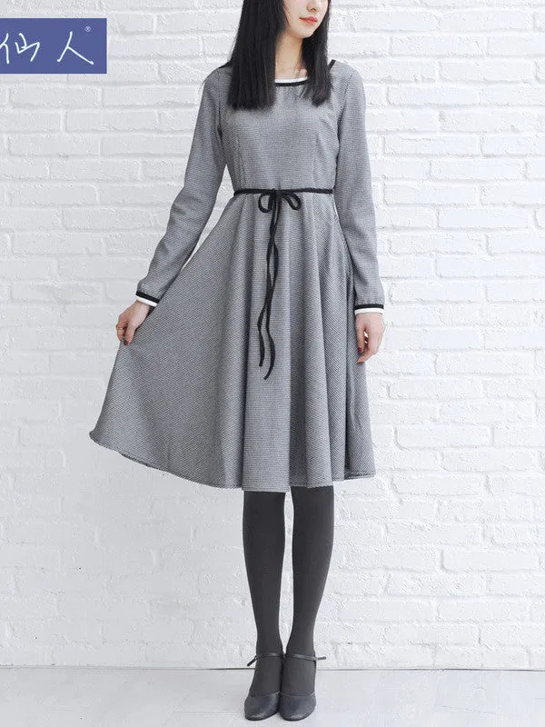 lady houndstooth dress