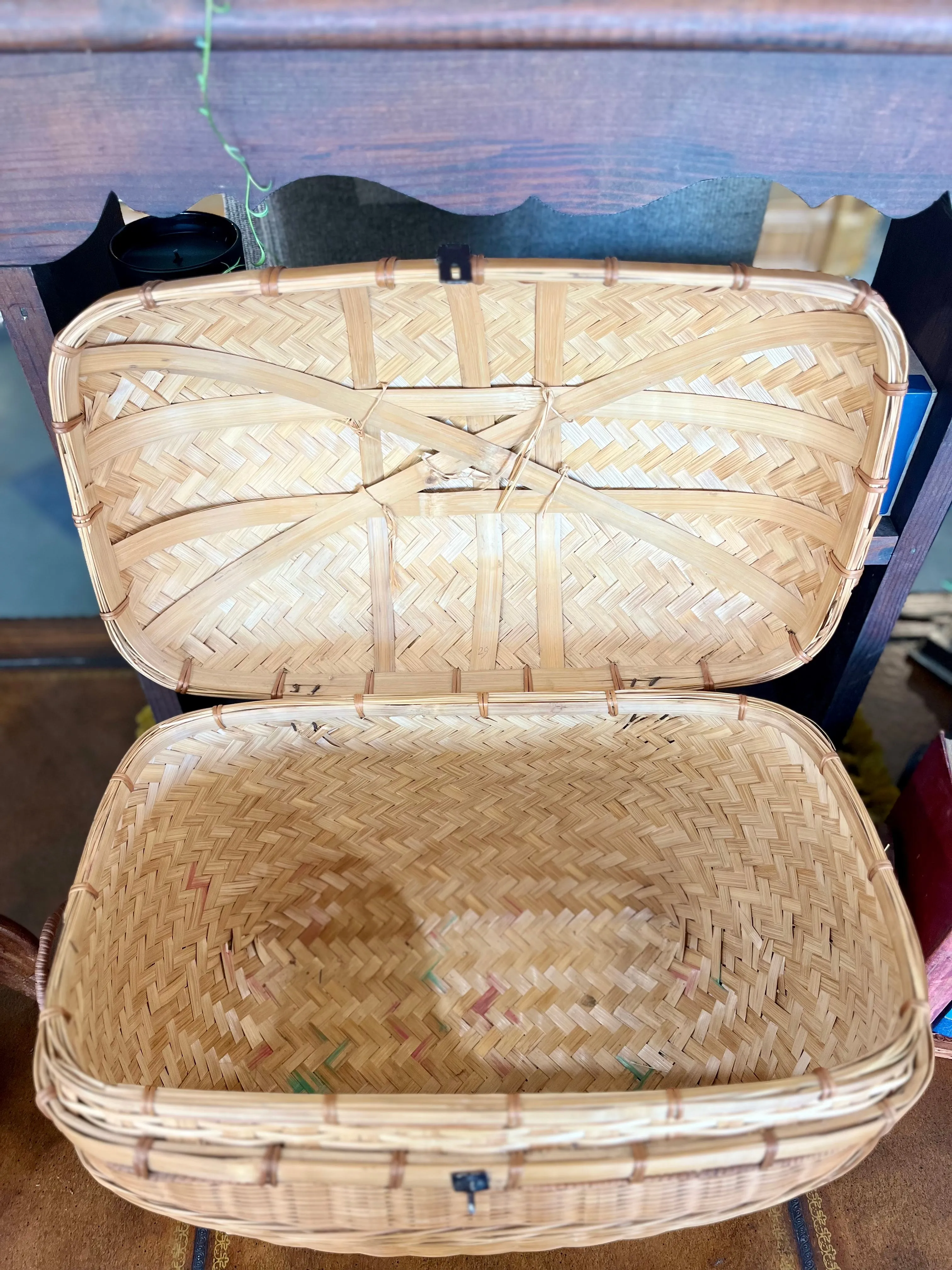 Large Vintage Wicker/Bamboo basket with Metal Clasp