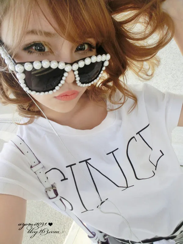 queen from 60's pearls sunglasses
