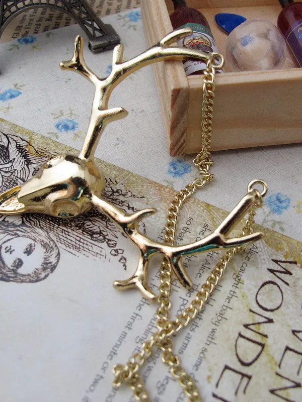 reindeer necklace