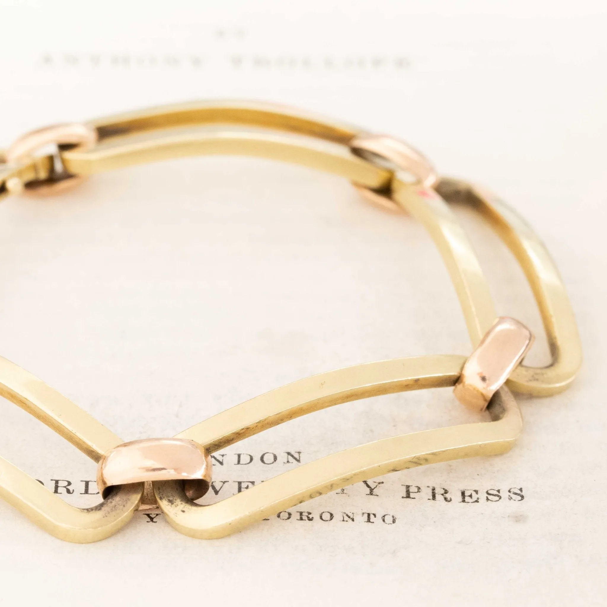 Retro Open Link Rose and Green Gold Bracelet