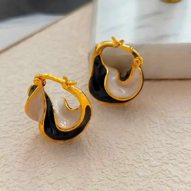 Retro Unique Wave Two-Tone Enamel Hoop Earrings