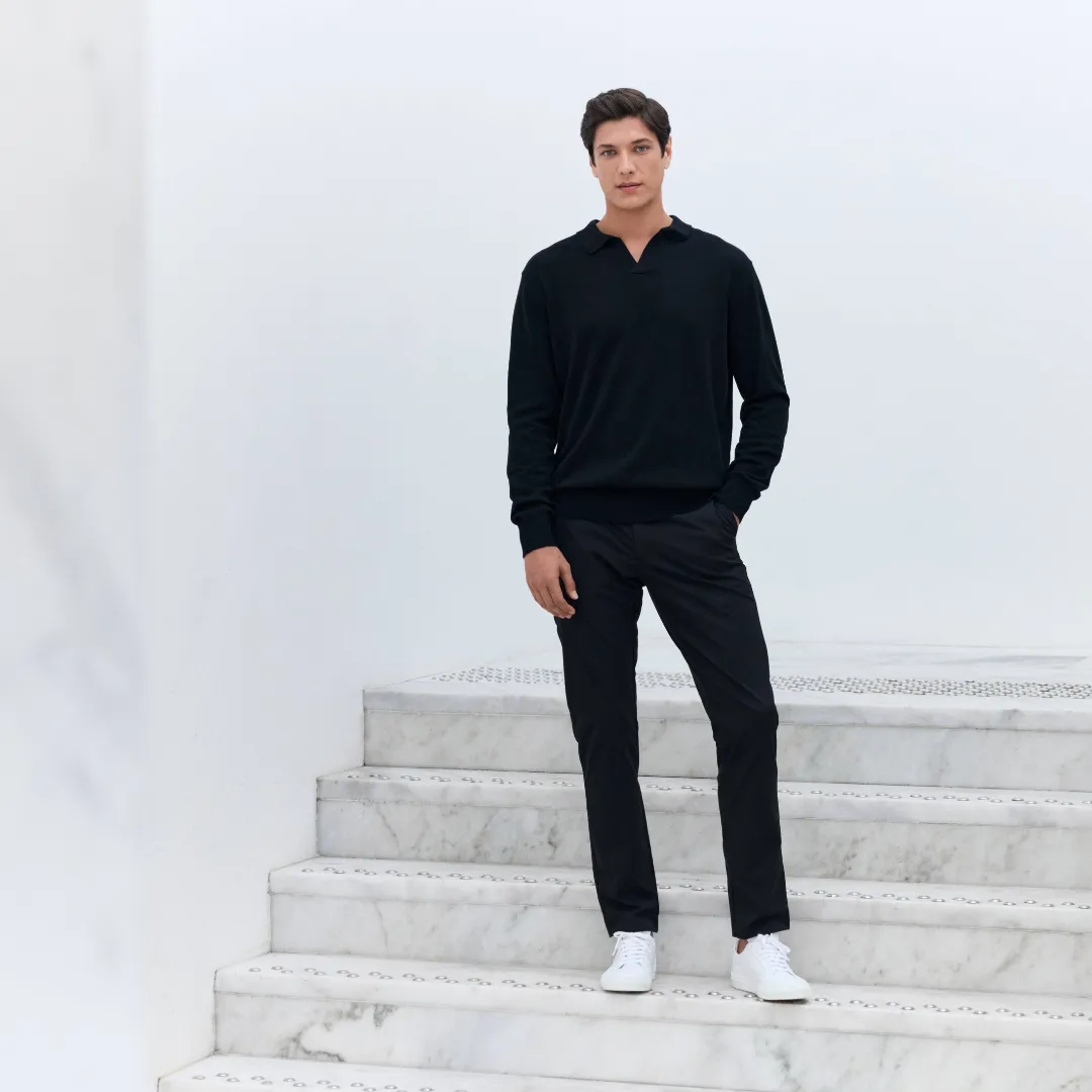 STERLING | Pure Black