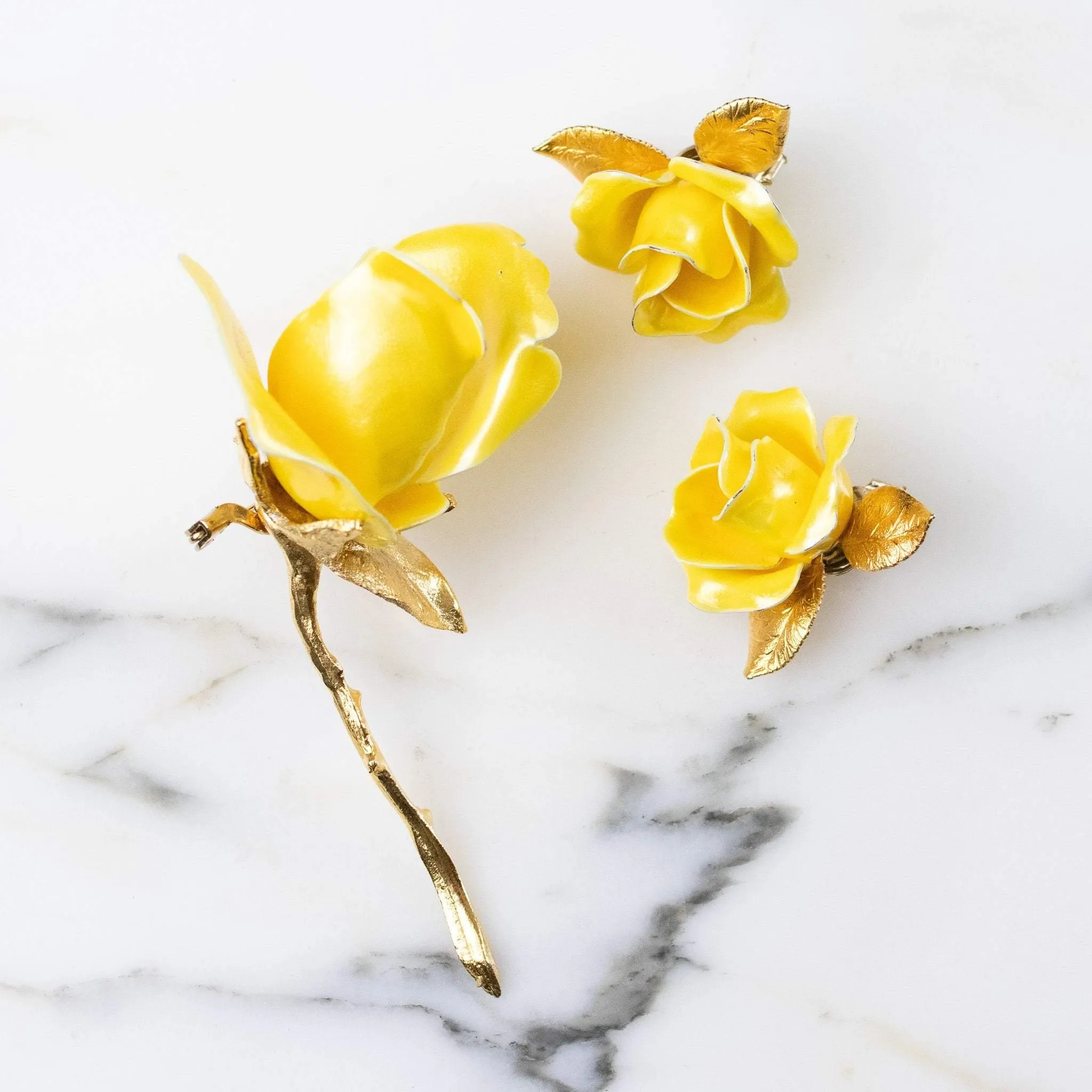 Vintage 1950s Long Stem Yellow Rose Brooch with Pearl Center