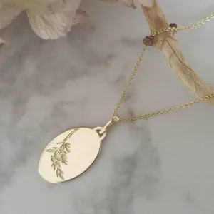 Vintage style floral pendant