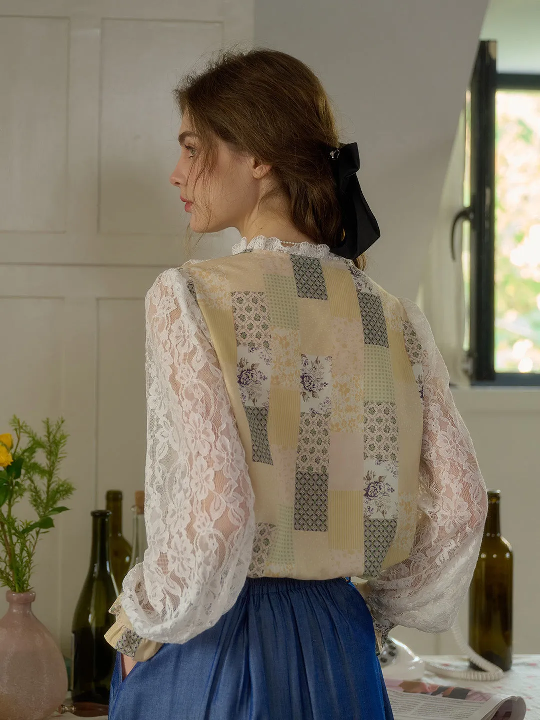 Vivienne Lace Collar Patchwork Blouse - Blue